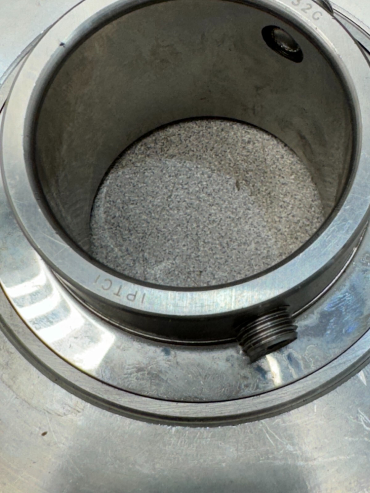 NEW IPTCI 4-BOLT PILOTED FLANGE BEARING 2″ BORE SUCSFCS-210-32