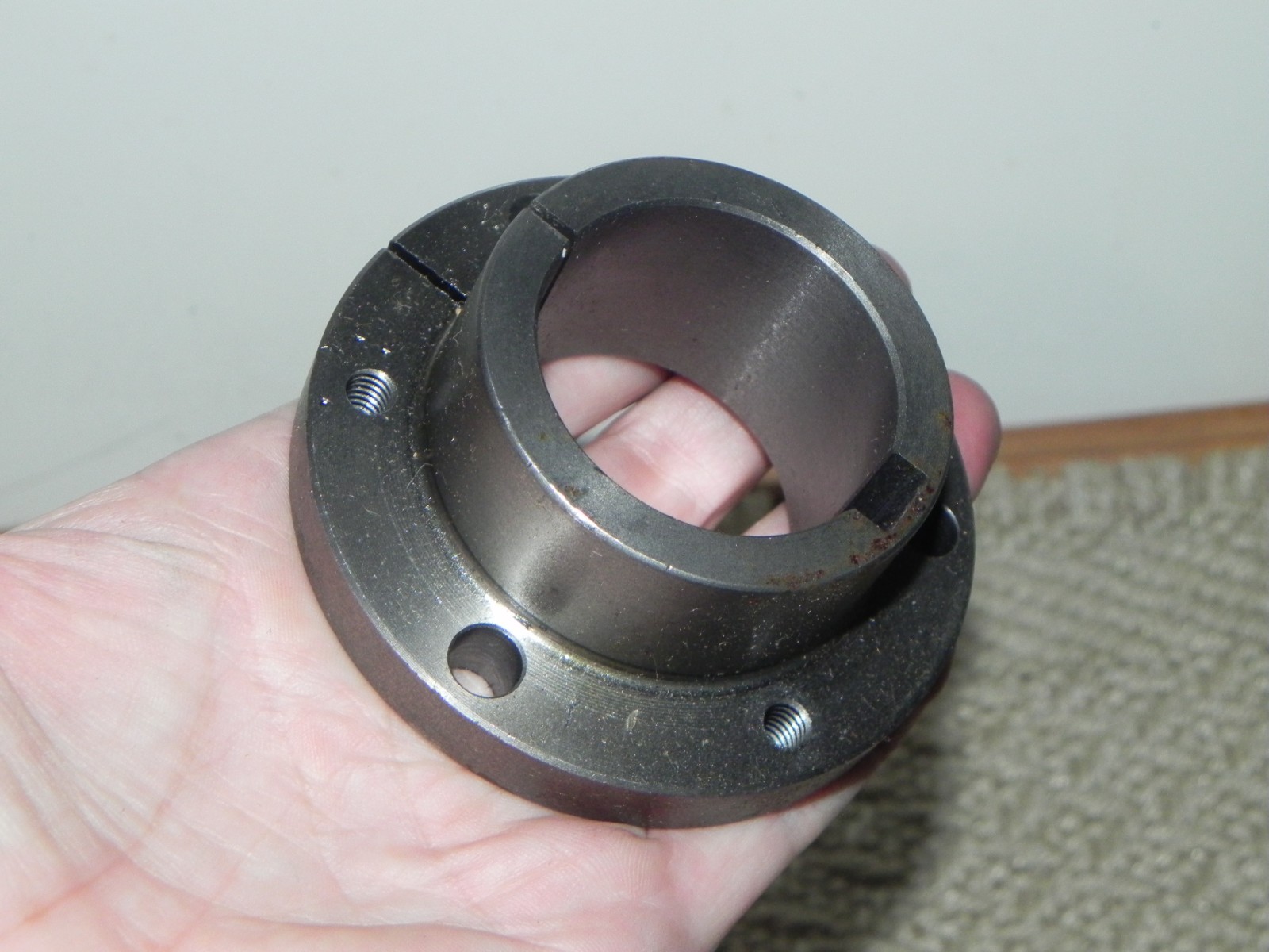 Dodge SDS x 1-5/8 KW Bushing 120406 (Quick Disconnect) 1-5/8″ Bore, Ductile iron