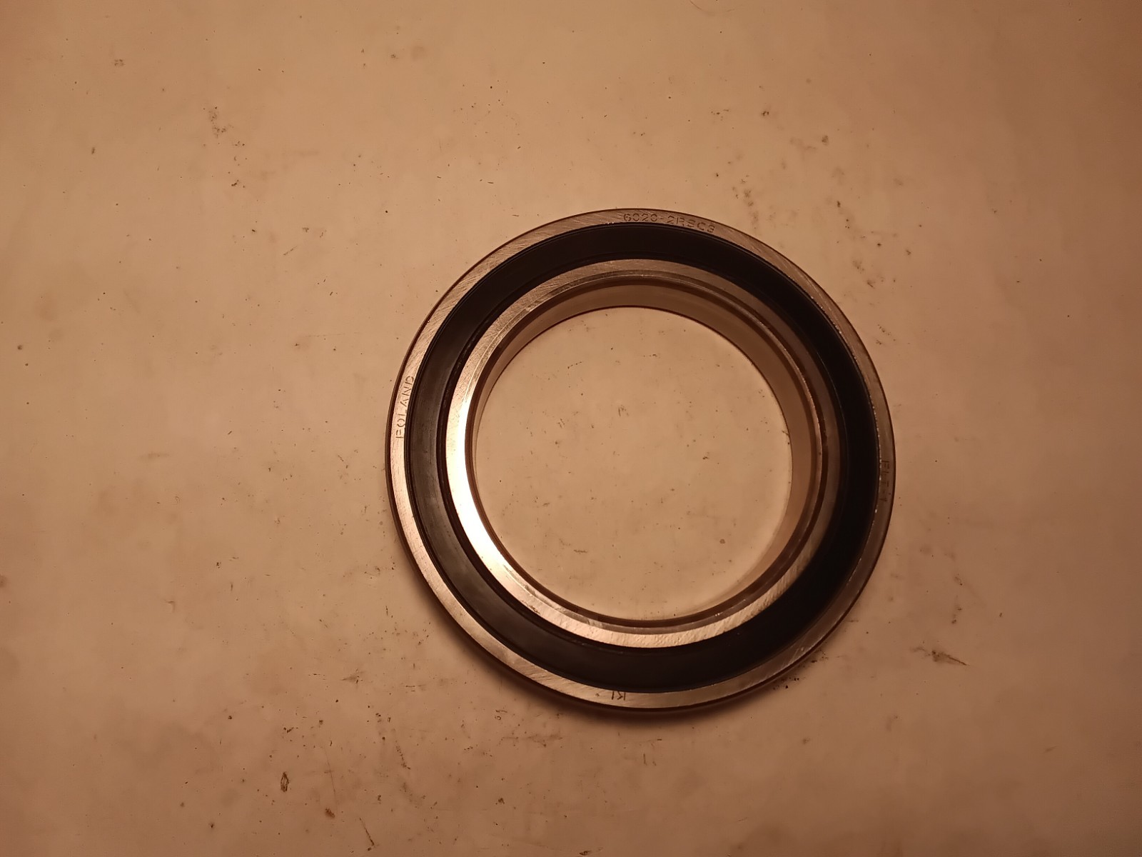 Poland 6020-2RSRC3 Deep Groove Ball Bearing 100mm Bore 150mm (M11A)