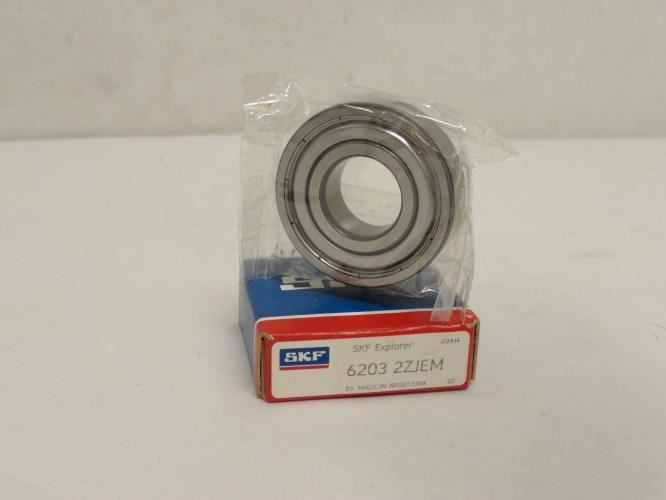 210853 New In Box; SKF 6203-2ZJEM Ball Bearing 17mm ID x 40mm OD x 12mm Width