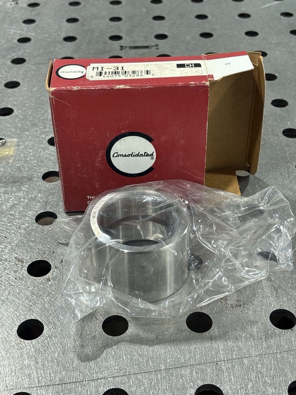 Consolidated MI-31 Steel Ball Bearing 1″ Bore x 2″ OD x 1 1/16″ Width