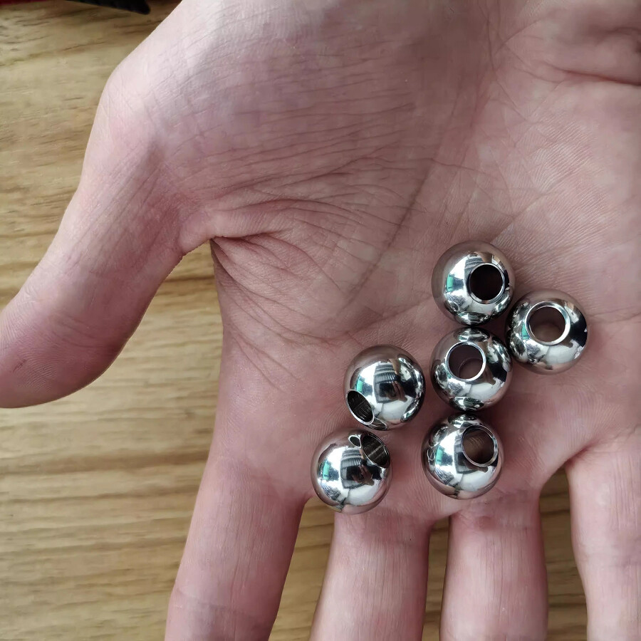 Ø 2mm-60mm Stainless Steel Ball Bearing Round Ball With Through Hole Unthreaded