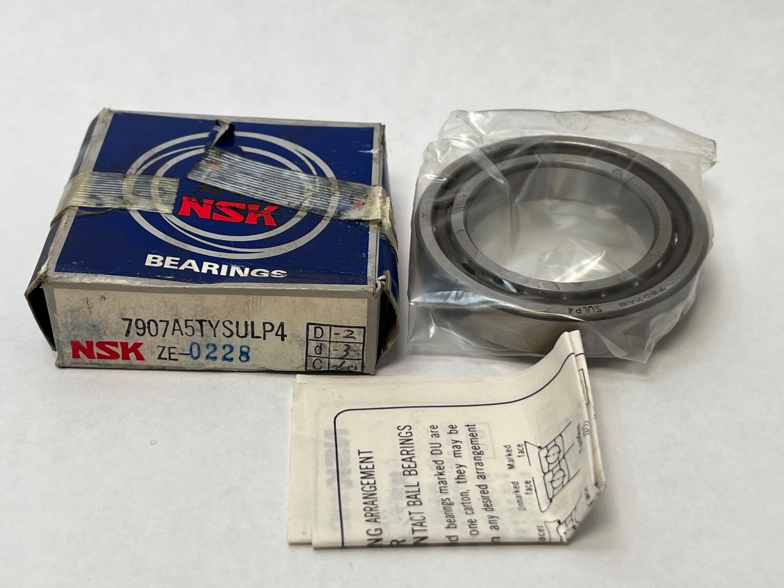 NSK 7907A5TYSULP4 Bearing 35x55x10 mm 71907 7907E 7907-A5-TY-SUL-P4 Japan