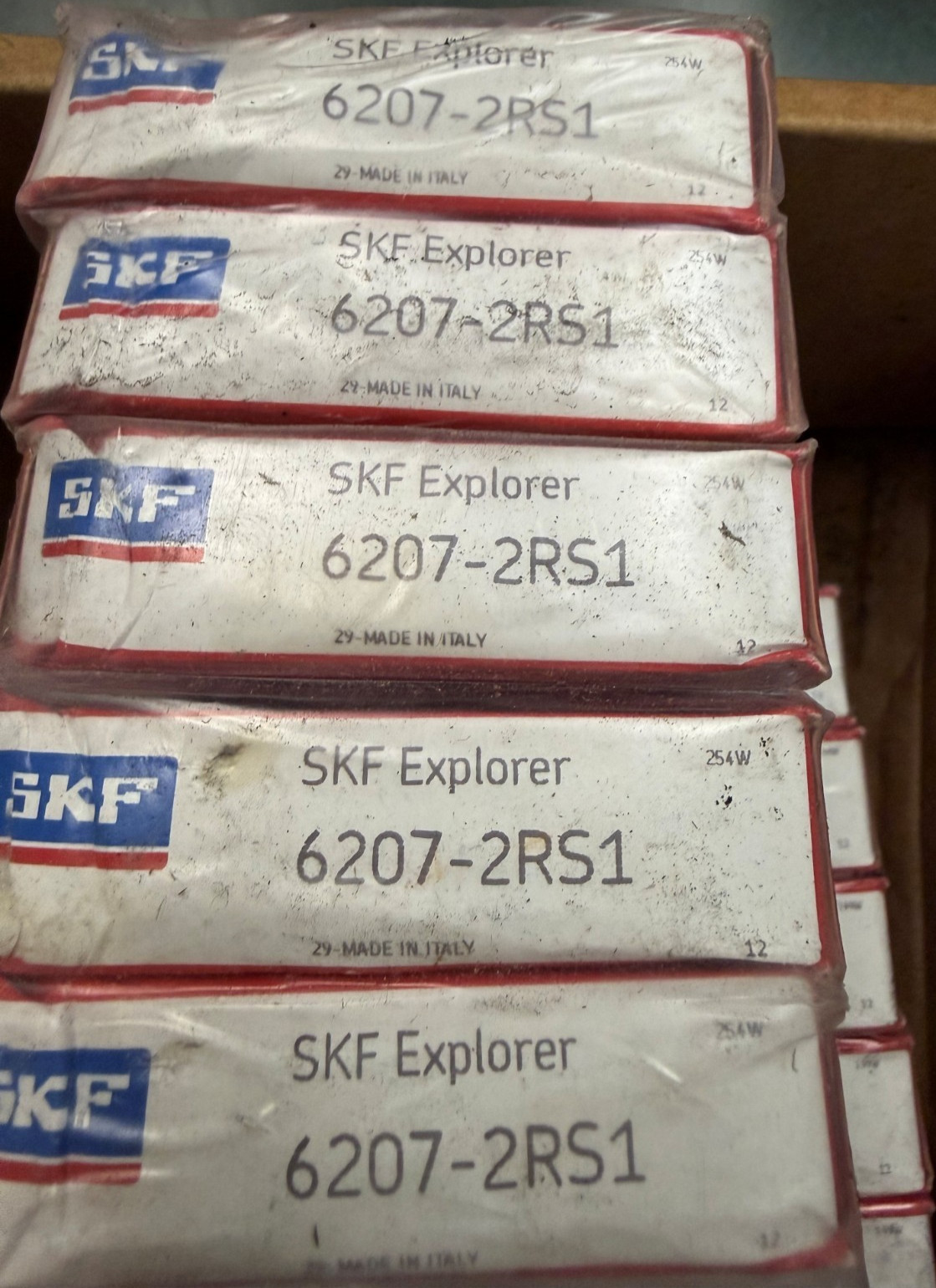 SKF 6207-2RS1 BALL BEARING