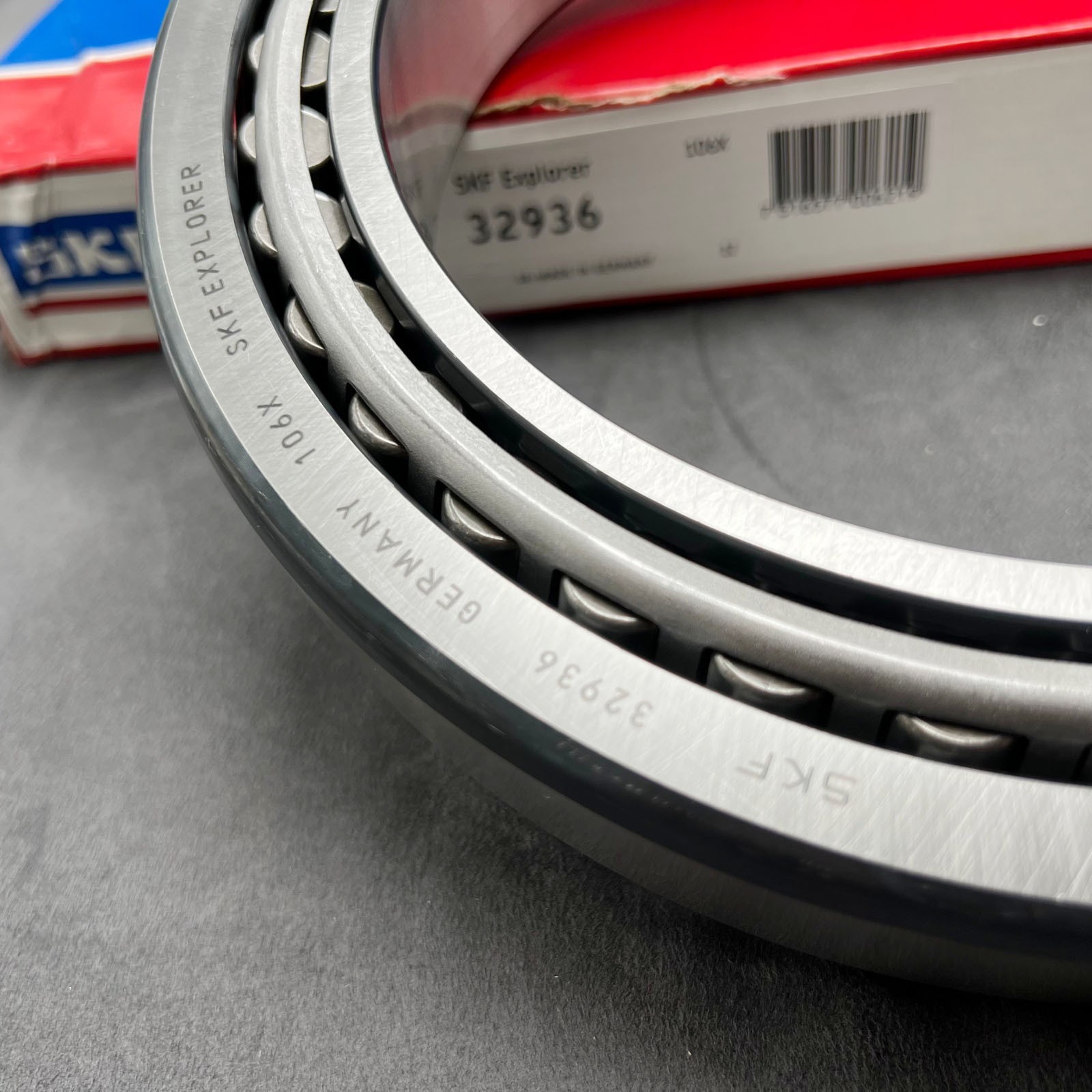 New 1PCS Tapered Roller Bearing for SKF 32936 BEARING 32936