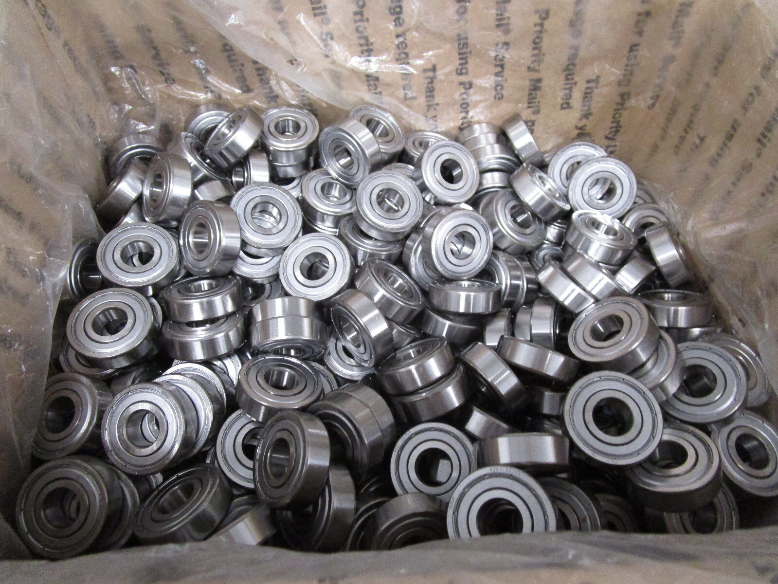 LOT of 300 New 6201-2Z/C3 SKF Sheilded Ball Bearing 12x32x10 mm 6201-2Z/C3LHT23