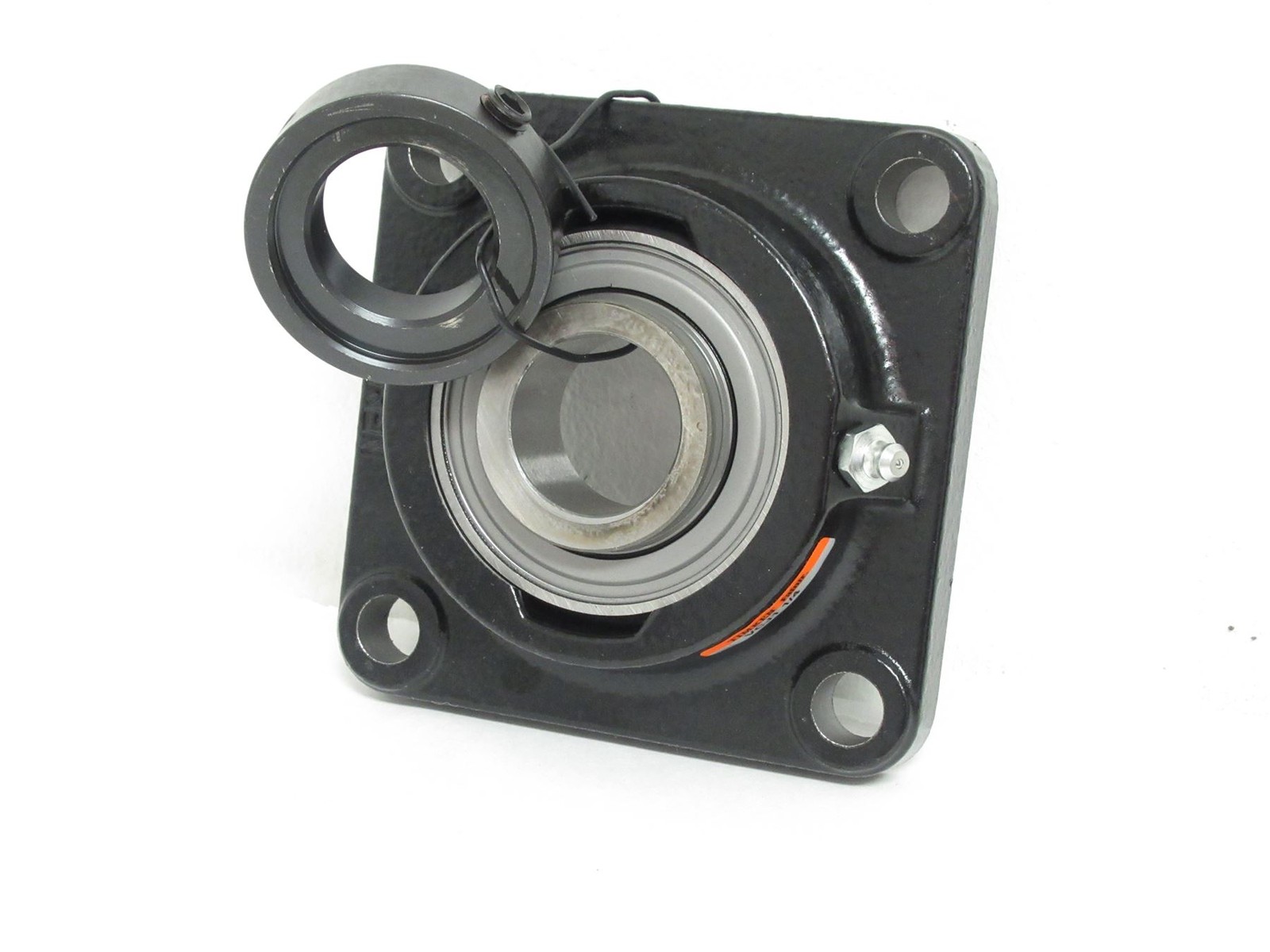 238963 New-No Box; Timken VCJ1 1/4 Flange Bearing; 1-1/4″ Shaft; 4 Bolt Flange