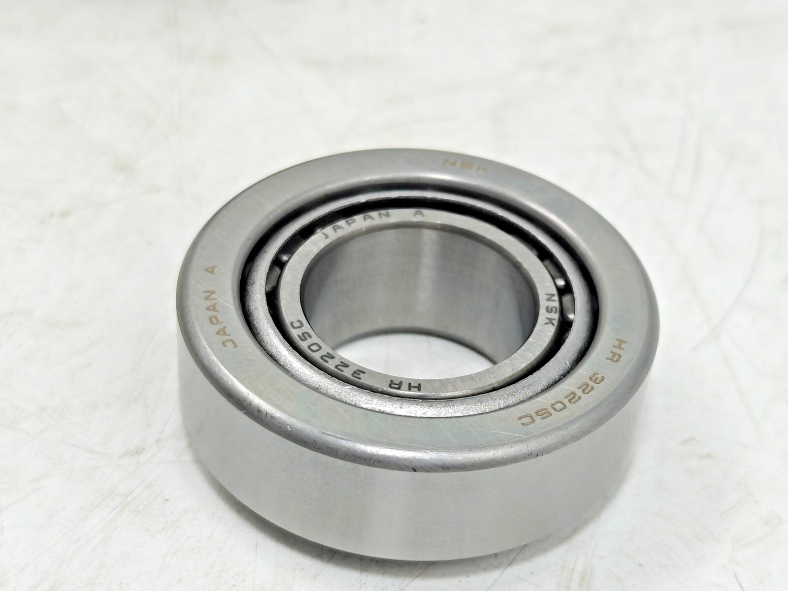 HR32205C NSK Tapered Roller Bearing Cone&Cup 25x52x19.25 mm HR 32205 C