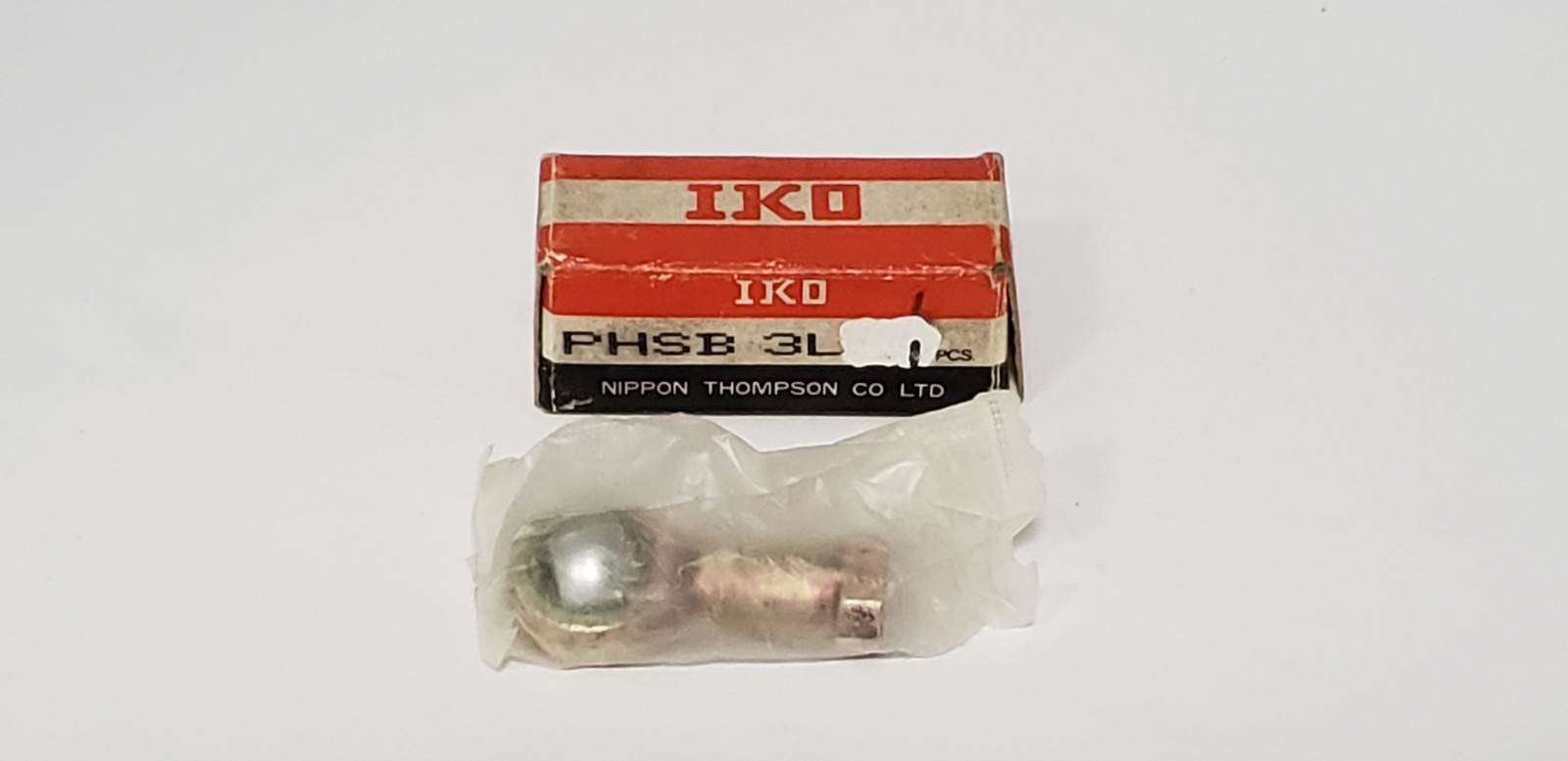 IKO PHSB 3L SPHERICAL ROD END BEARING, 3/16″ BORE #10-32, LH FEM (BOX OF 1) NIB