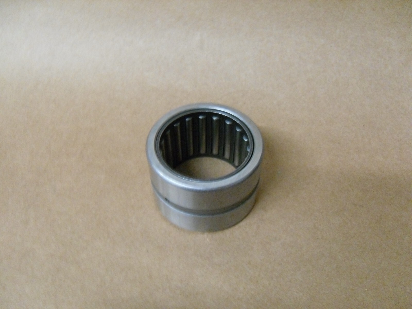 090-00160 NEEDLE ROLLER BEARING 1-7/8″ OD, 1-1/4″W