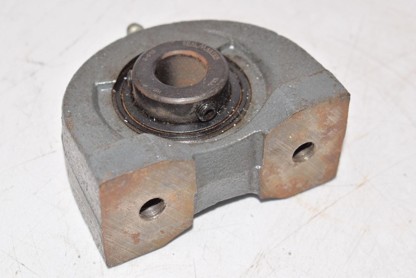Sealmaster TB-10 Tapped Base Pillow Block Bearing Unit – Tapped Base, 5/8 in Bor