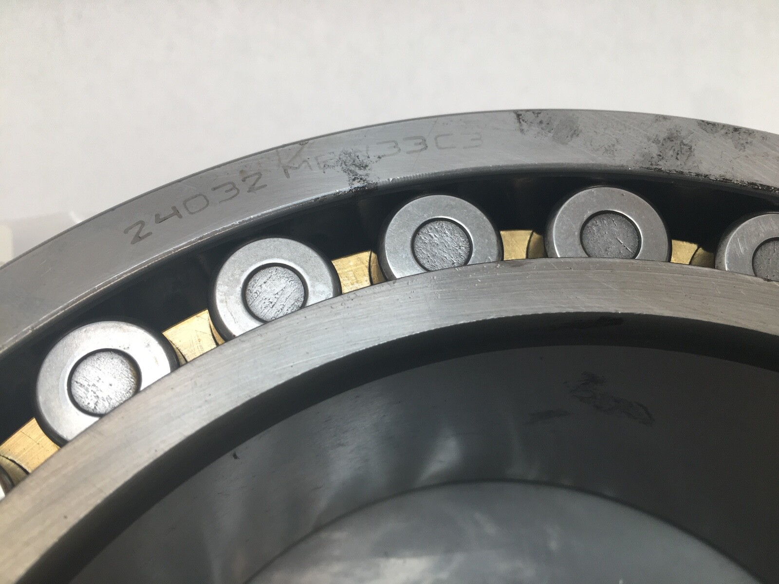 URB 24032MBW33C3 Spherical Roller Bearing 160x240x80 mm 24032-MB-W33-C3 Romania