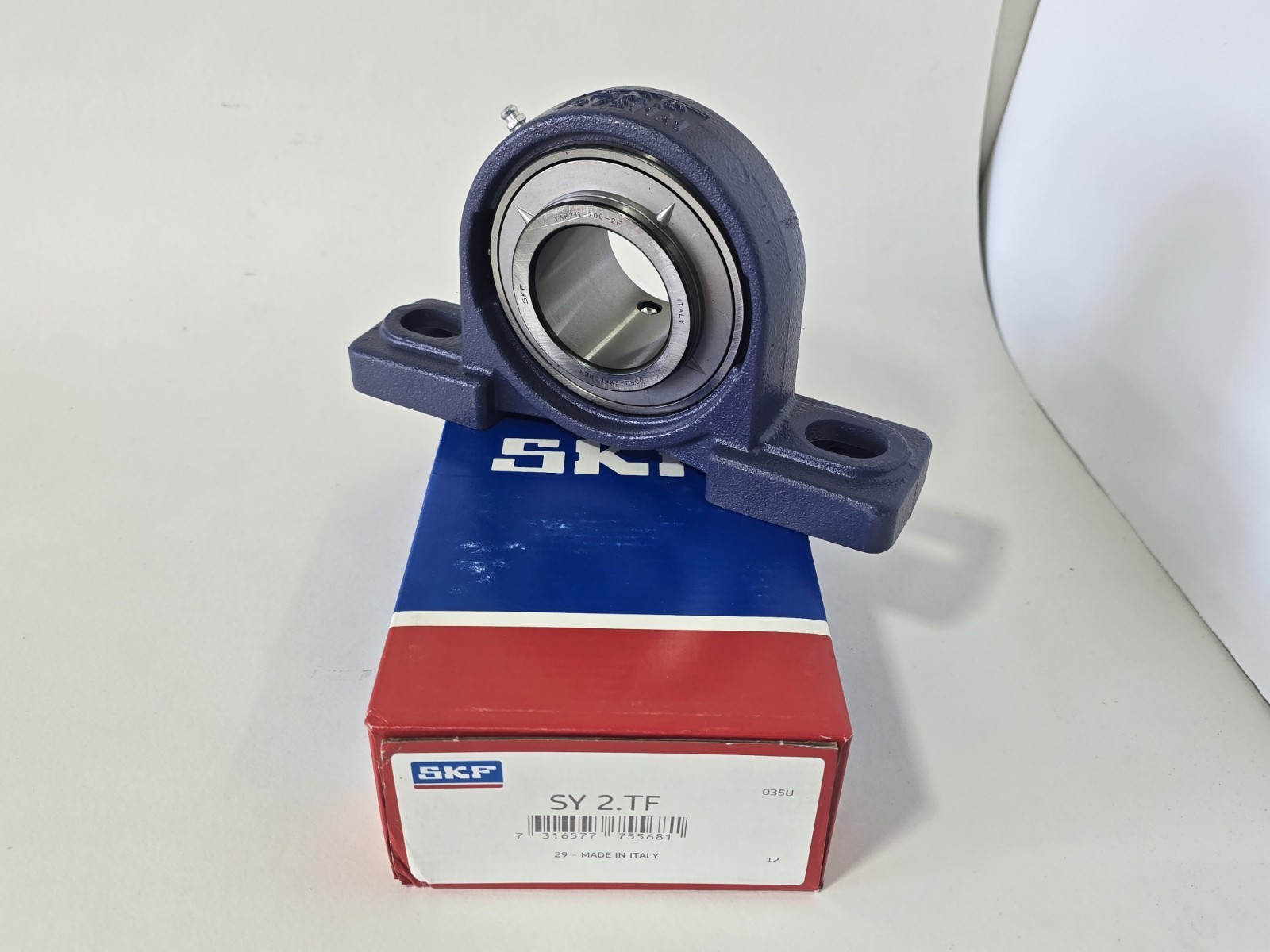 SKF SY 2 TF PB 2 Bolt Bearing-Factory New! 2″ Bore Pillow Block Bearing