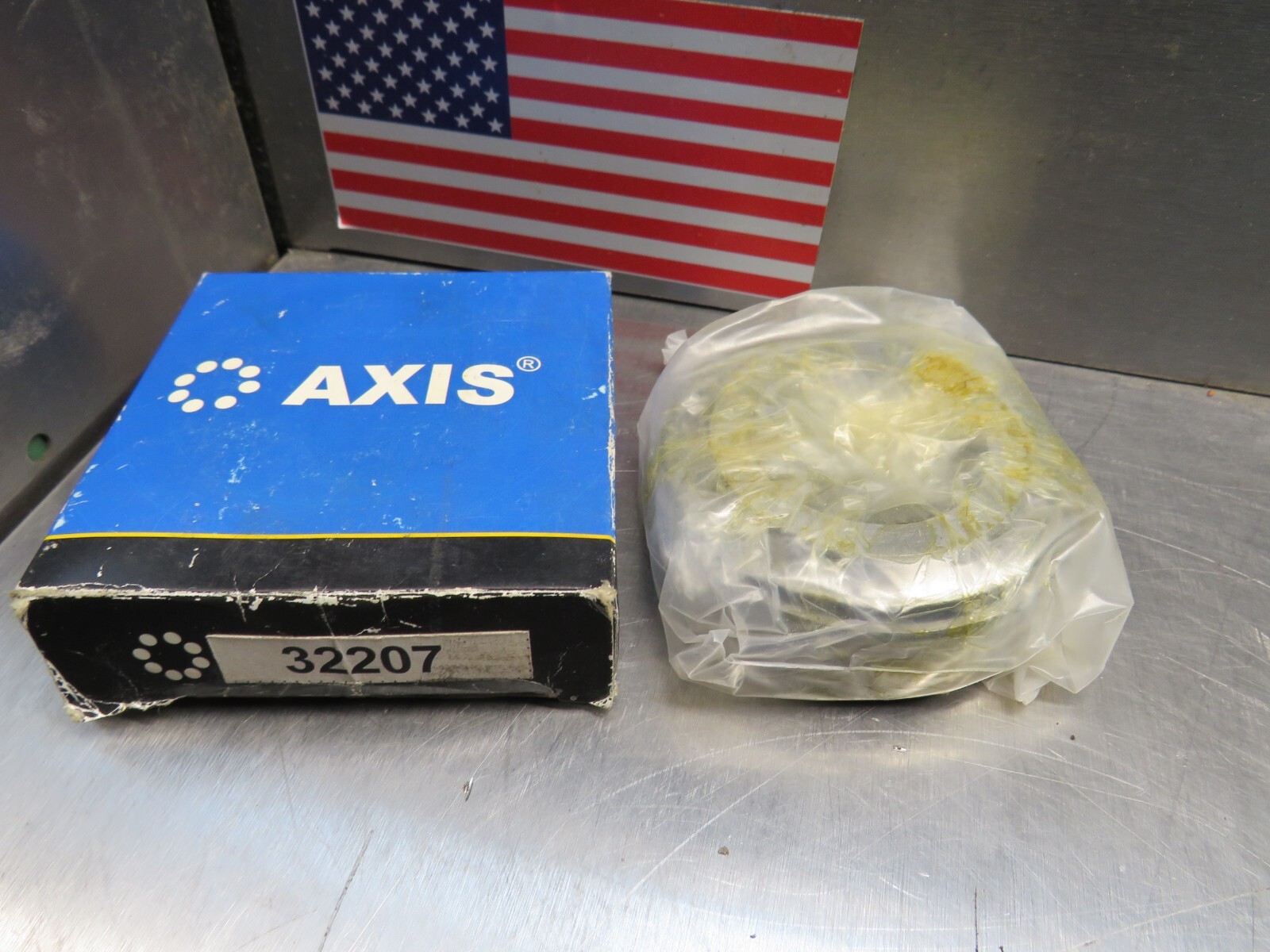 Axis 32207 Roller Bearing