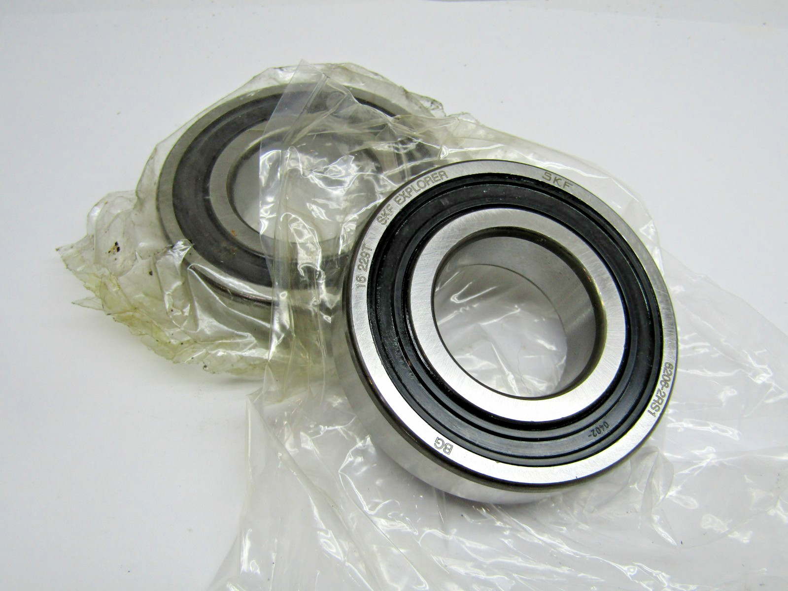 (Lot of 2) SKF 6206-2RS1 30mm x 62mm x 16mm Sealed Bearing