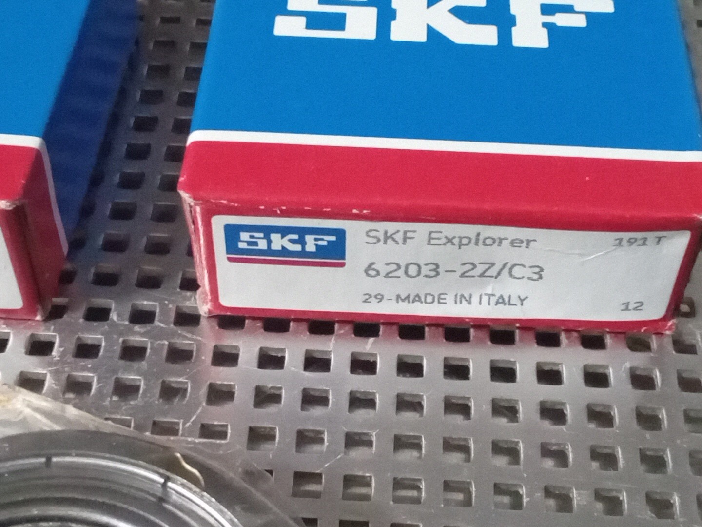2x, SKF, 6203-2Z/C3, Sheilded Roller Bearing, Sbwh-dd52-bb.yy