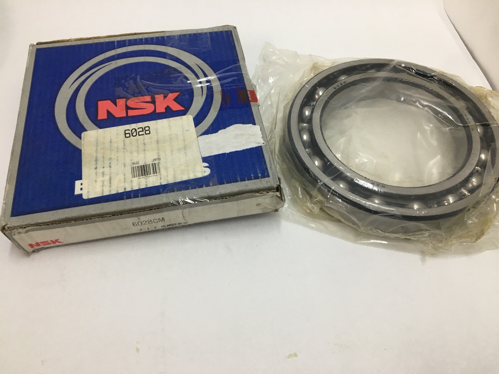 NSK 6028CM Bearing Open 110x240x33 mm 6028 6028-CM Japan