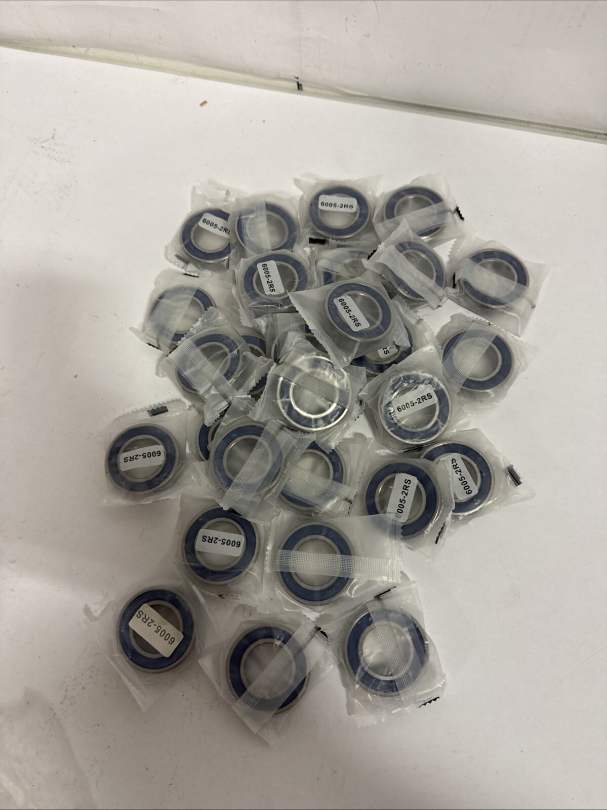 6005-2RS Ball Bearing 25x47x12mm 6005 2RS Rubber Sealed (PCs 30)