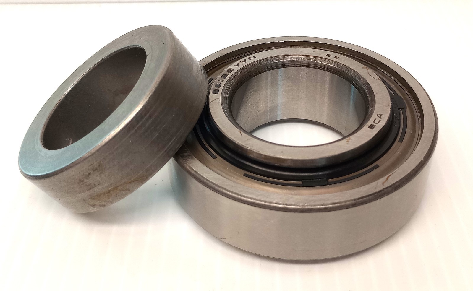 BCA 88128-RA Federal Mogul Radial Deep Groove Ball Bearing R88128A Spacer