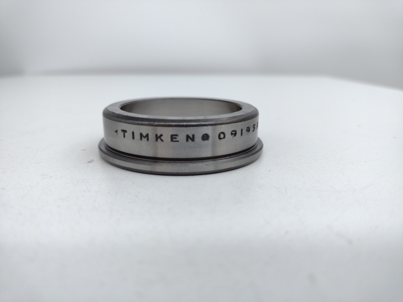 *** Timken 09195AB Tapered Roller Bearing Single Flanged Cup 1.9380 inch OD