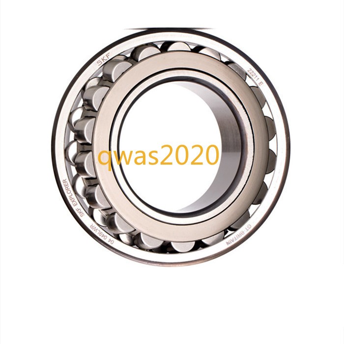 1pc New SKF Spherical roller bearing 22208EK/W33