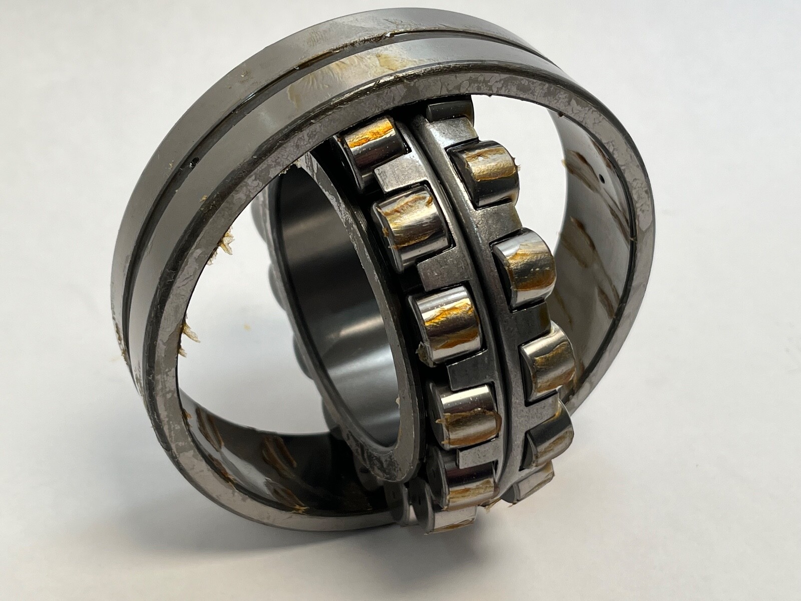 SNR 22213VB33J30 Spherical Bearing 65x120x31 mm 22213-V-B33-J30 22213W33C3