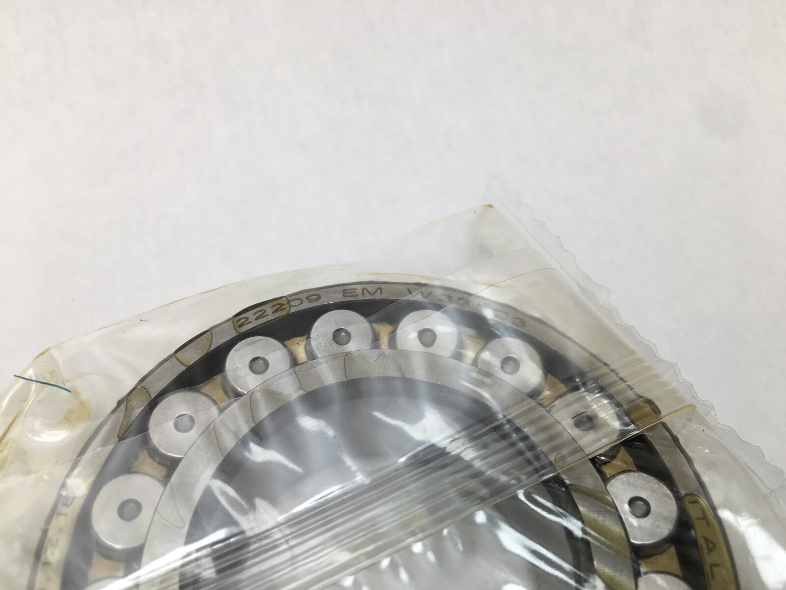 NTN 22209.EMW33C3 Spherical Roller Bearing 22209 EM W33 C3 45x85x23 mm