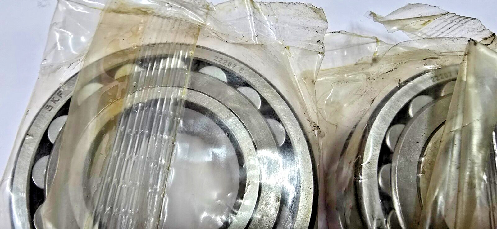 22207 E W33 SPHERICAL ROLLER BEARING 35x72x23mm SKF GREAT BRITAIN 22207E 2pc LOT