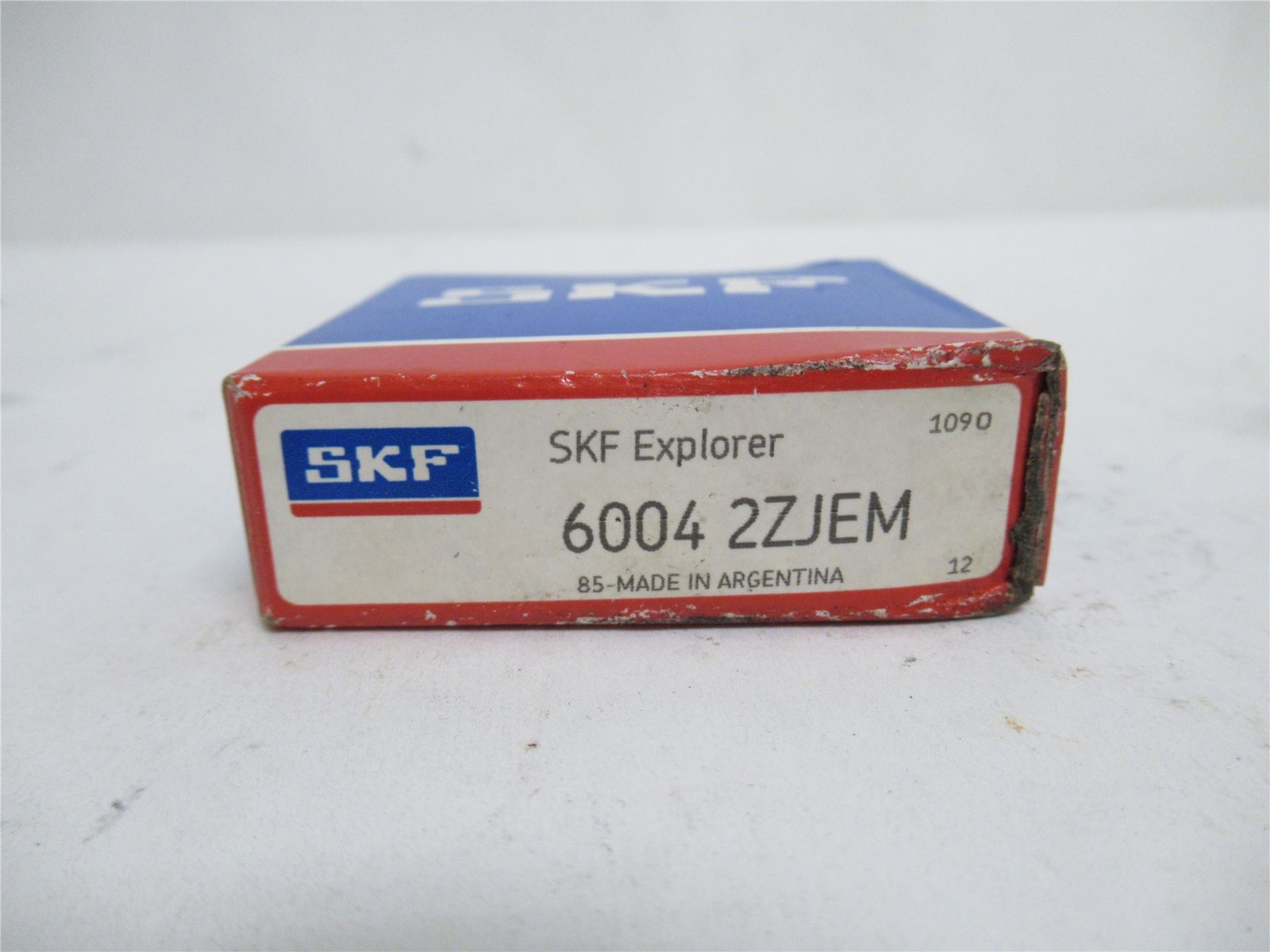 233500 New In Box; SKF 6004-2ZJEM Ball Bearing; 20mmID x 42mmOD x 12mm Wide