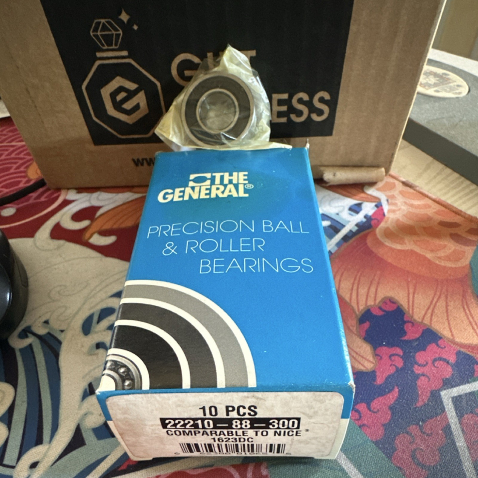 THE GENERAL Precision Ball & Roller Bearings Steel 10PCS 22210-88-300