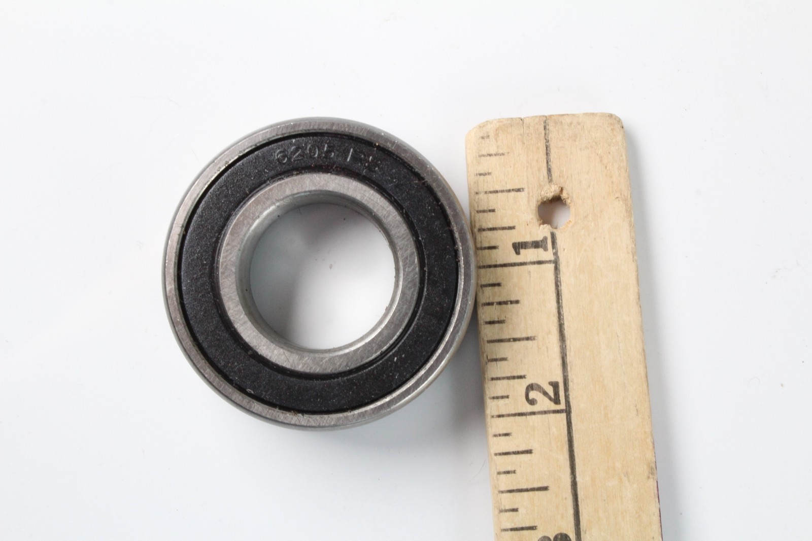 6205-2RS Rubber Seal Ball Bearing 6205 2RS 6205rs Lot of 2 NO BOX