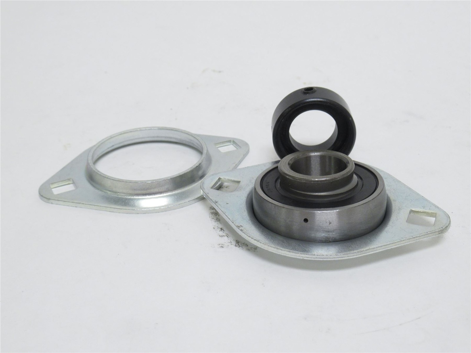 237529 New In Box; AMI KHPFL204-12 Flange Bearing; 3/4″ID; 2-Bolt