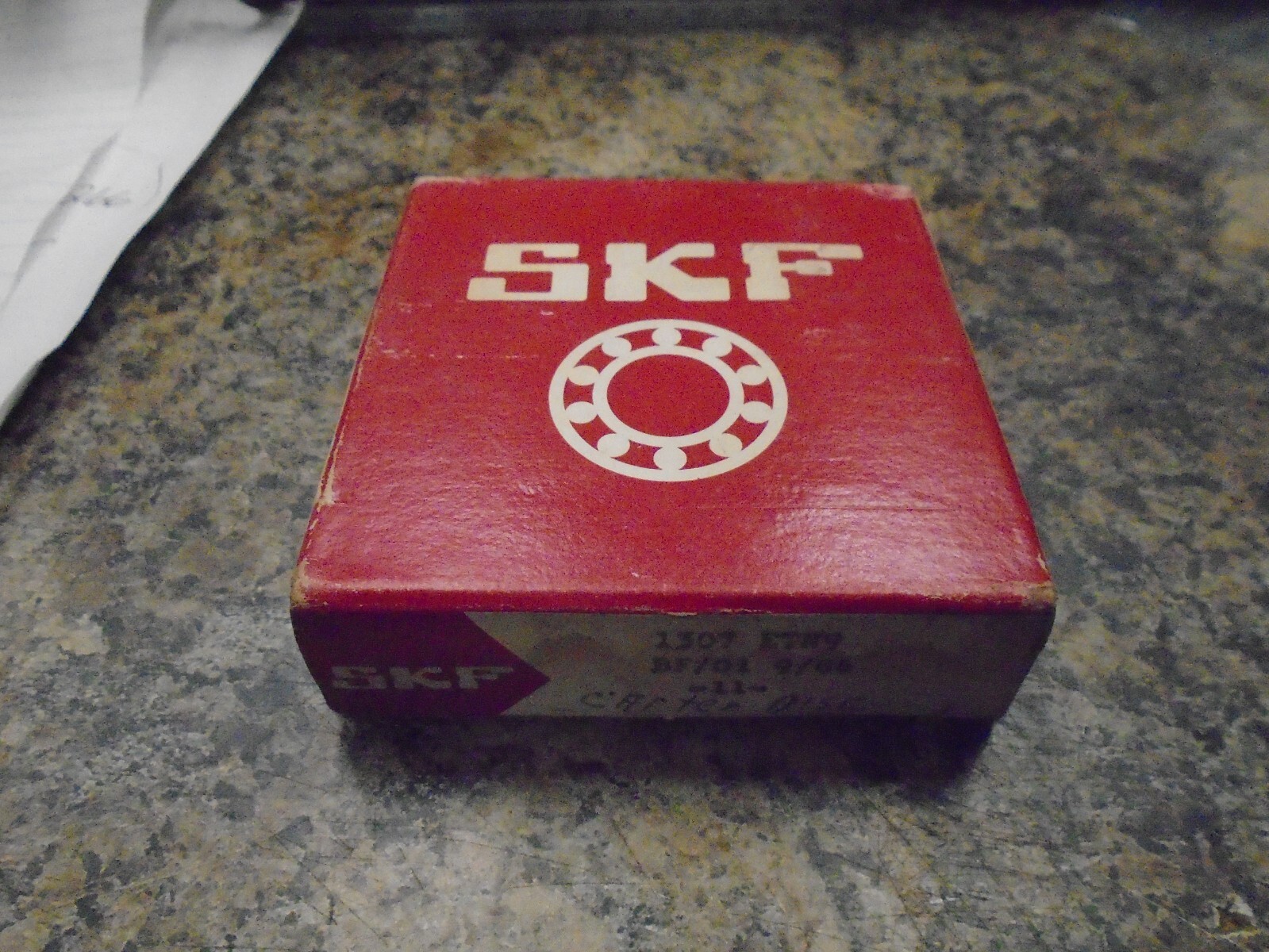 SKF 1307 ETN9 DOUBLE ROW SELF ALIGNING BALL BEARING 35X80X21 mm A454