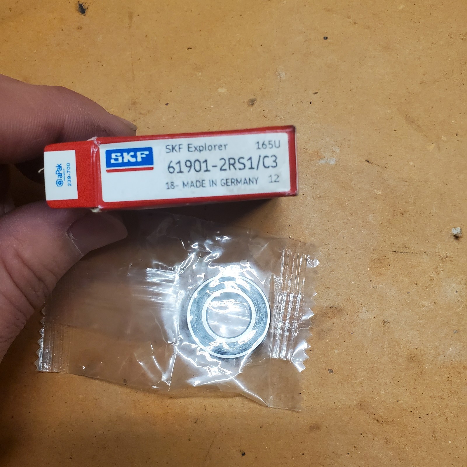 SKF 61901-2RS1 C3 Deep groove ball bearing with seals 6001 2RS C3
