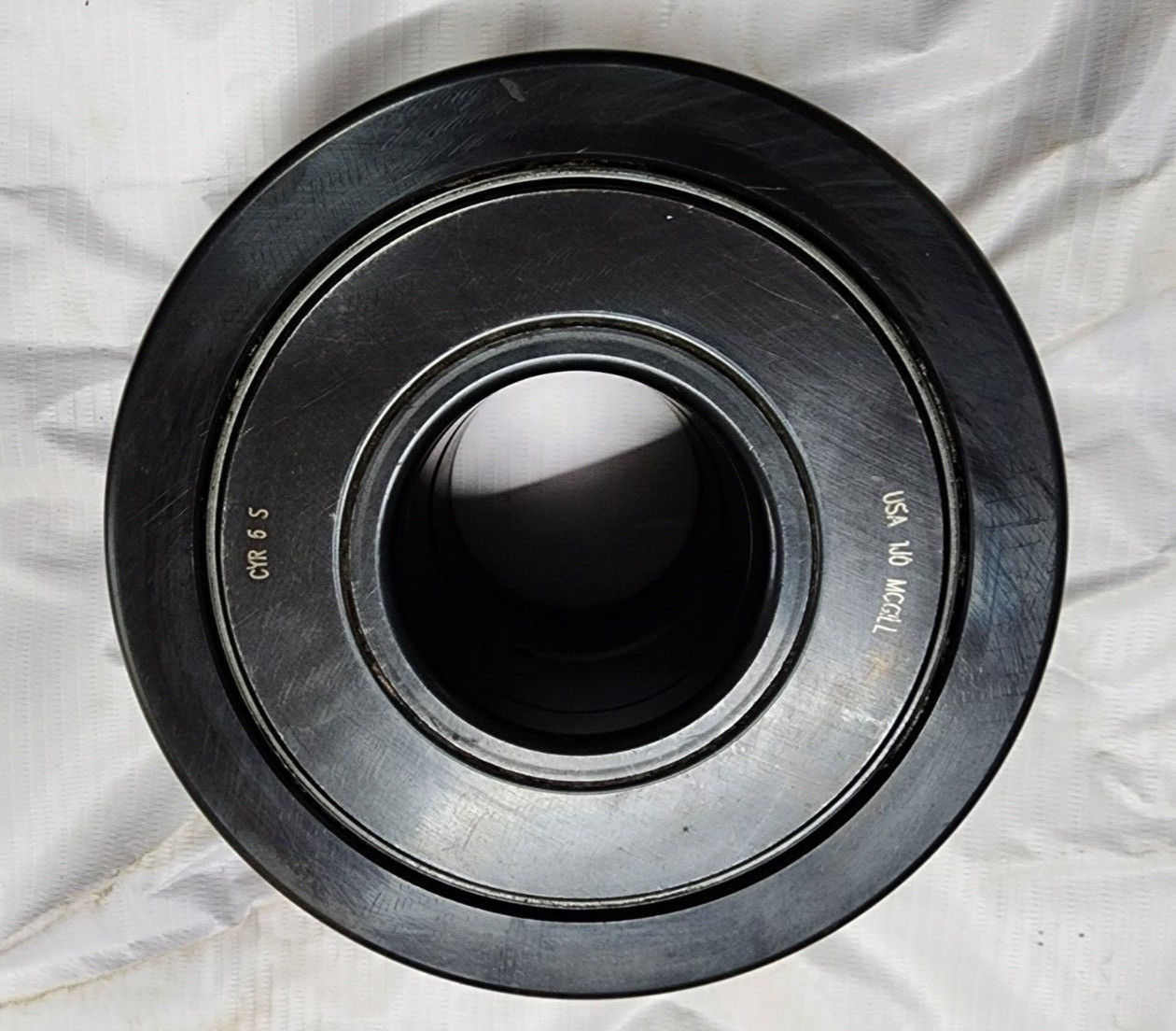 CYR 5 S CAM YOKE ROLLER BEARING Open Heavy Rusted MCGILL USA CYR5S