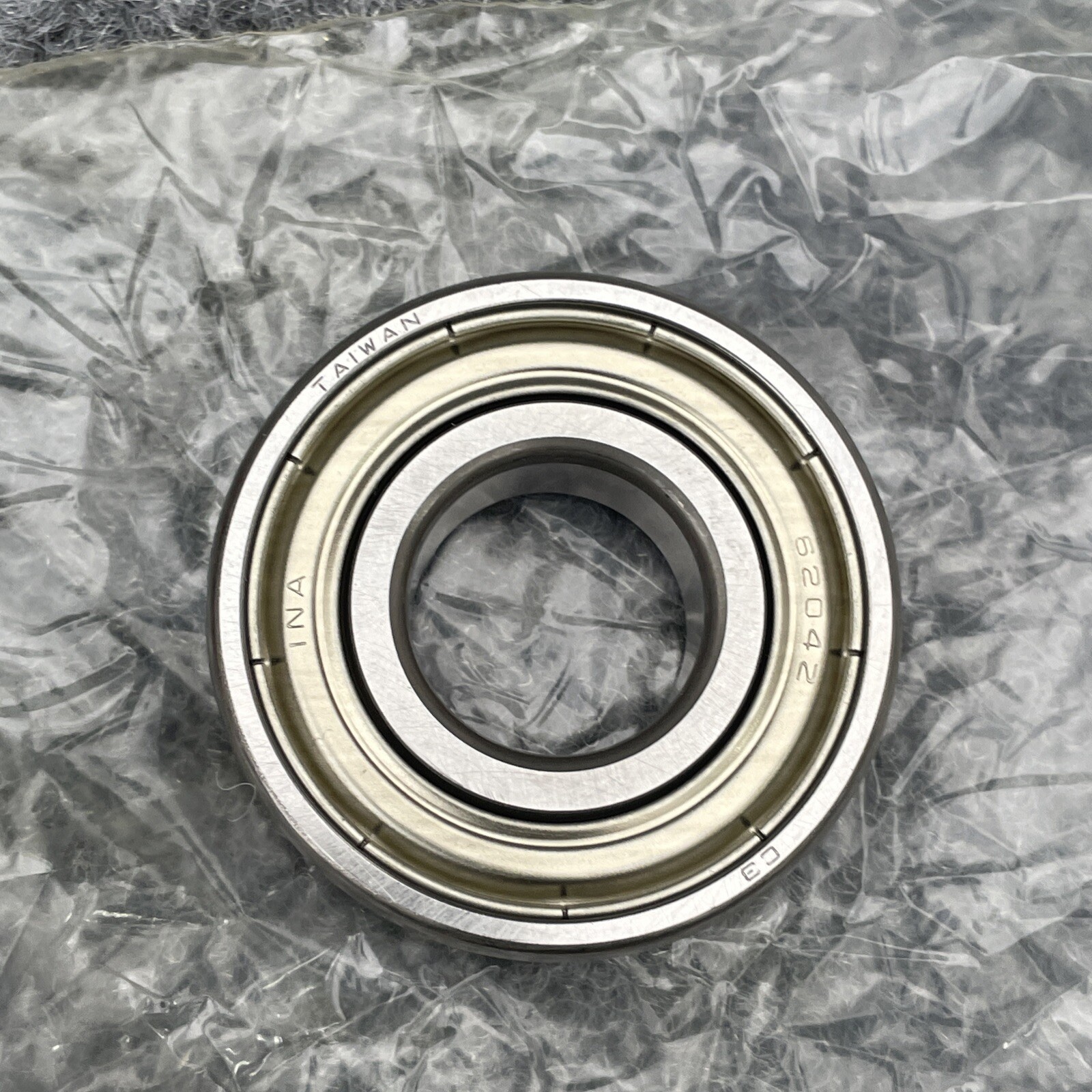 Lot of 4 – INA 6204 2Z C3 Deep Groove Bearing 20 mm ID 47 mm OD 14 mm Width New