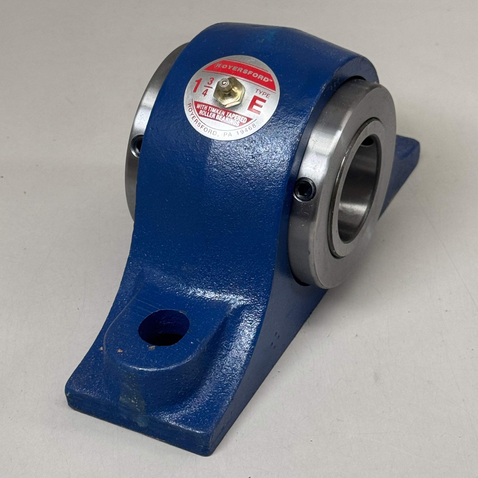 ROYERSFORD TYPE E 2-Bolt Pillow Block Bearing 1-3/4″ Dual Locking 20-02-0112