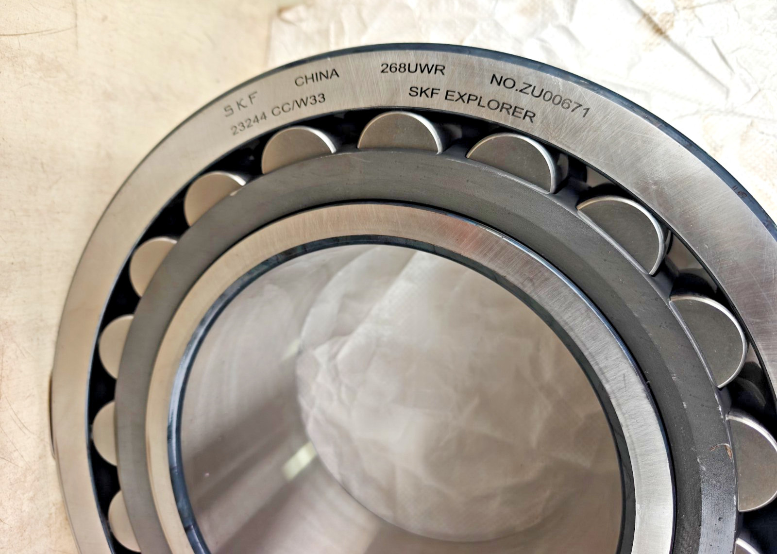 23244 CC/W33 SKF Spherical Roller Bearing 220 x 400 x 144 mm SKF 23244CC/W33
