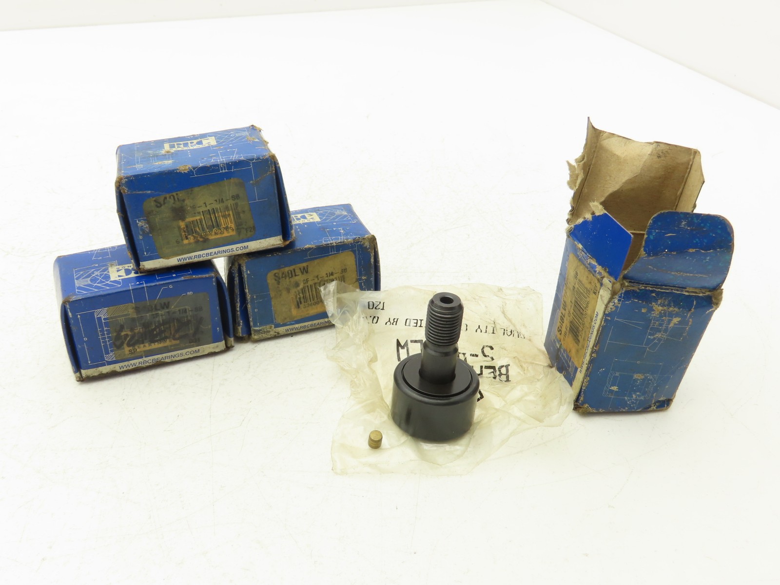 RBC S40LW Flat Cam Follower Bearing 1.25″ Dia 3/4″W 1/2-20″ Stud LOT OF 4