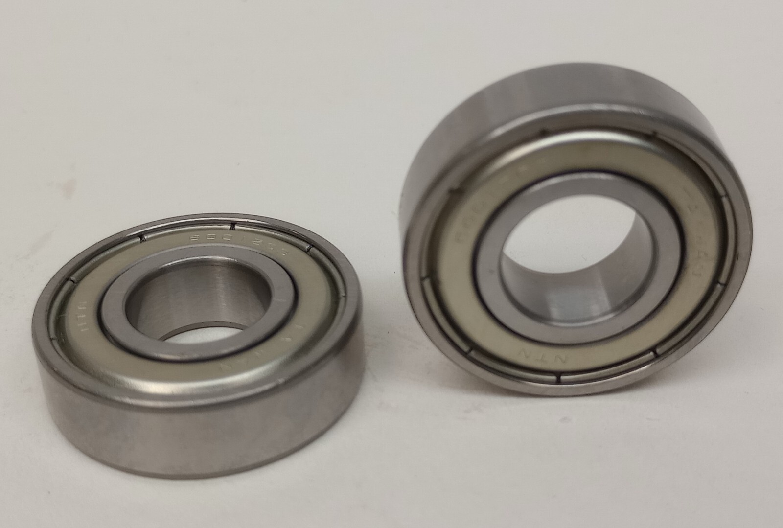 NTN 6001ZZC3/5C Ball Bearing Deep Groove 12mm ID X 28mm OD X 8mm W (Pack of 2)