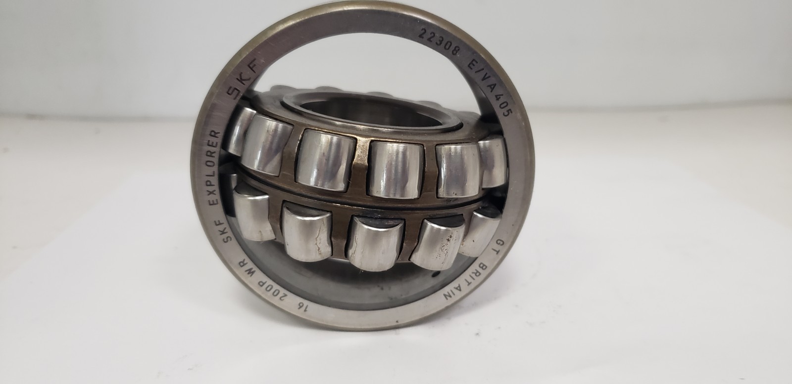 SKF 22308 E/VA405 SPHERICAL ROLLER BEARING, STEEL, 40x90x33mm