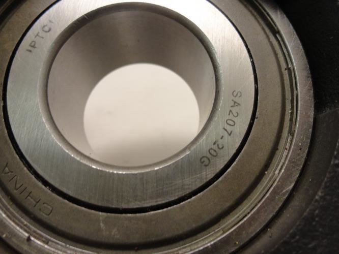 200103 Old-Stock; Iptci UCP 207-20 PB Bearing; 1-1/4″ID; cast iron 2 bolt