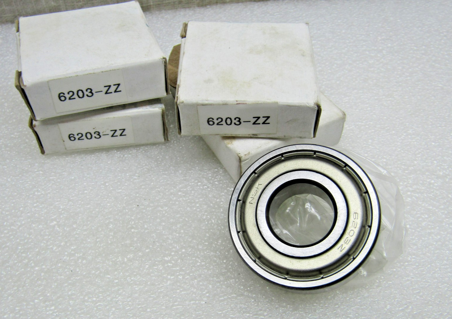 (Lot of 4) NSK 6203-ZZ 17mm X 40mm X 12mm Metal Shielded Bearing