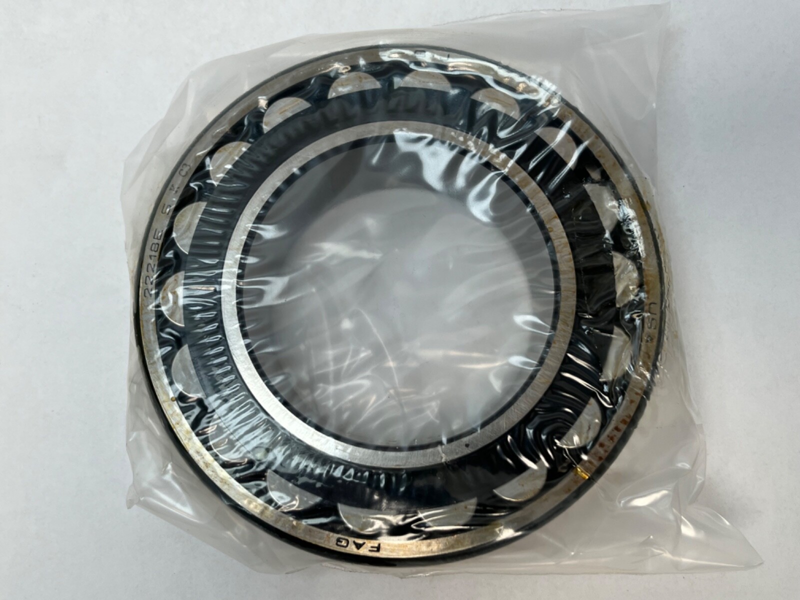 FAG 22218ESK.TVPB.C3 Spherical Bearing 90x160x40mm 22218-ES-K-TVPB-C3 22218E USA