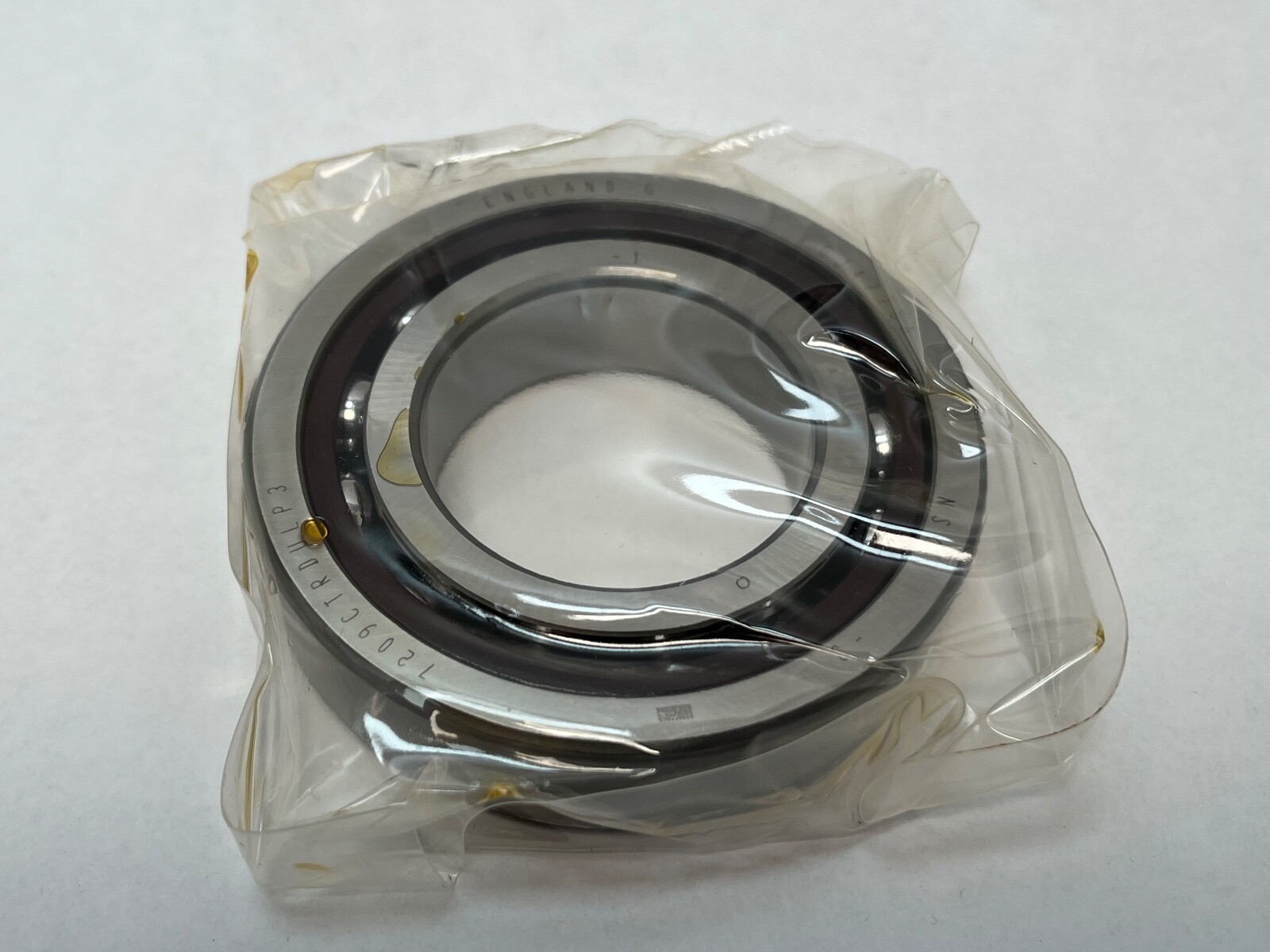 NSK 7209CTRDULP3 Bearing 45x85x19 mm 7209C 7209-C-TR-DUL-P3 England 2 Pcs