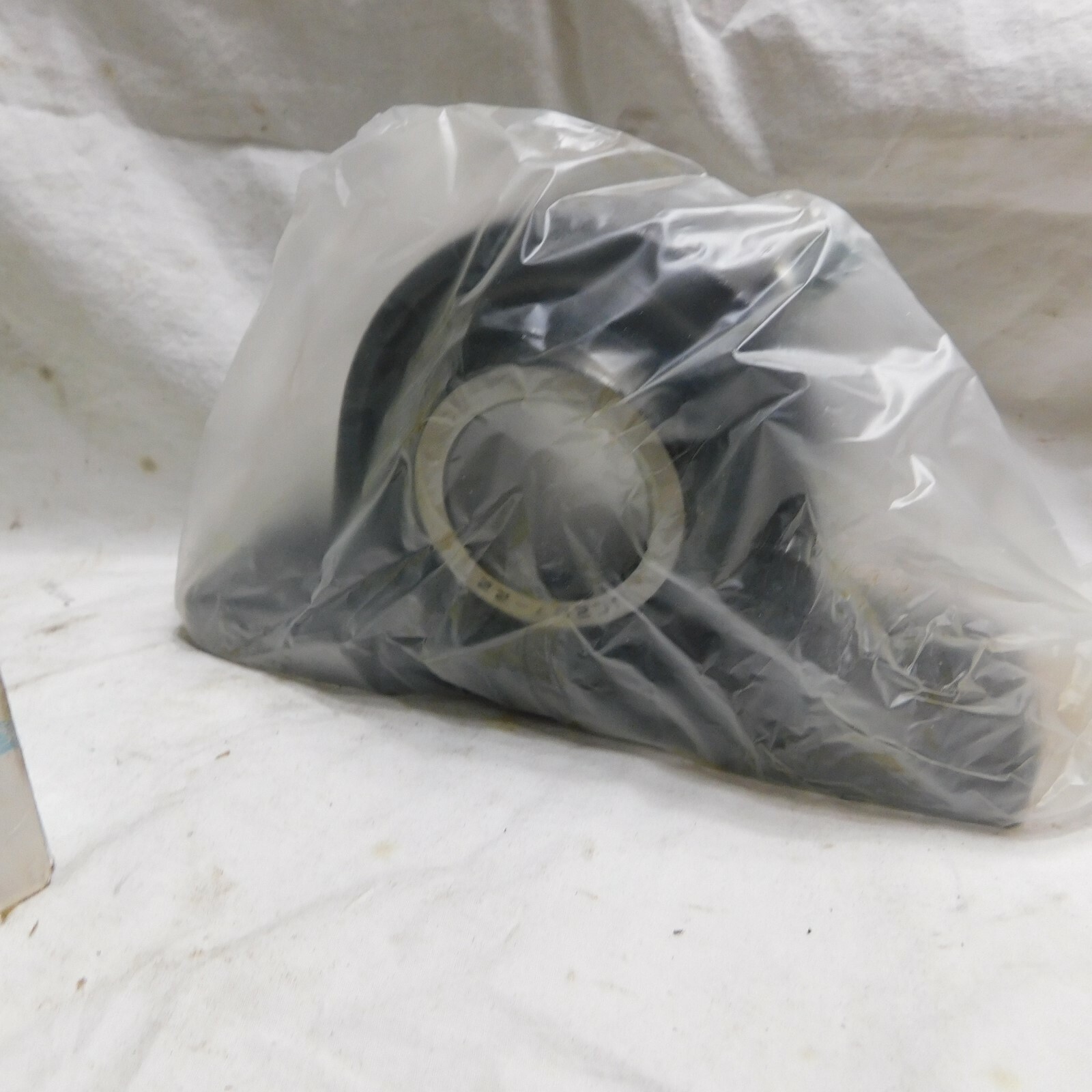 SST Pillow Block Ball Bearing UCP207-22