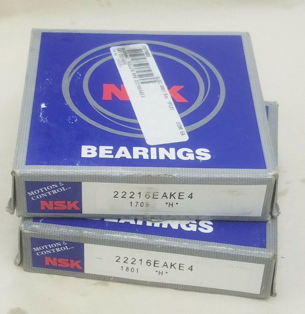 NSK 22216 EAKE4 Spherical Cylindrical Roller Bearing made in Japan – NEW in Box