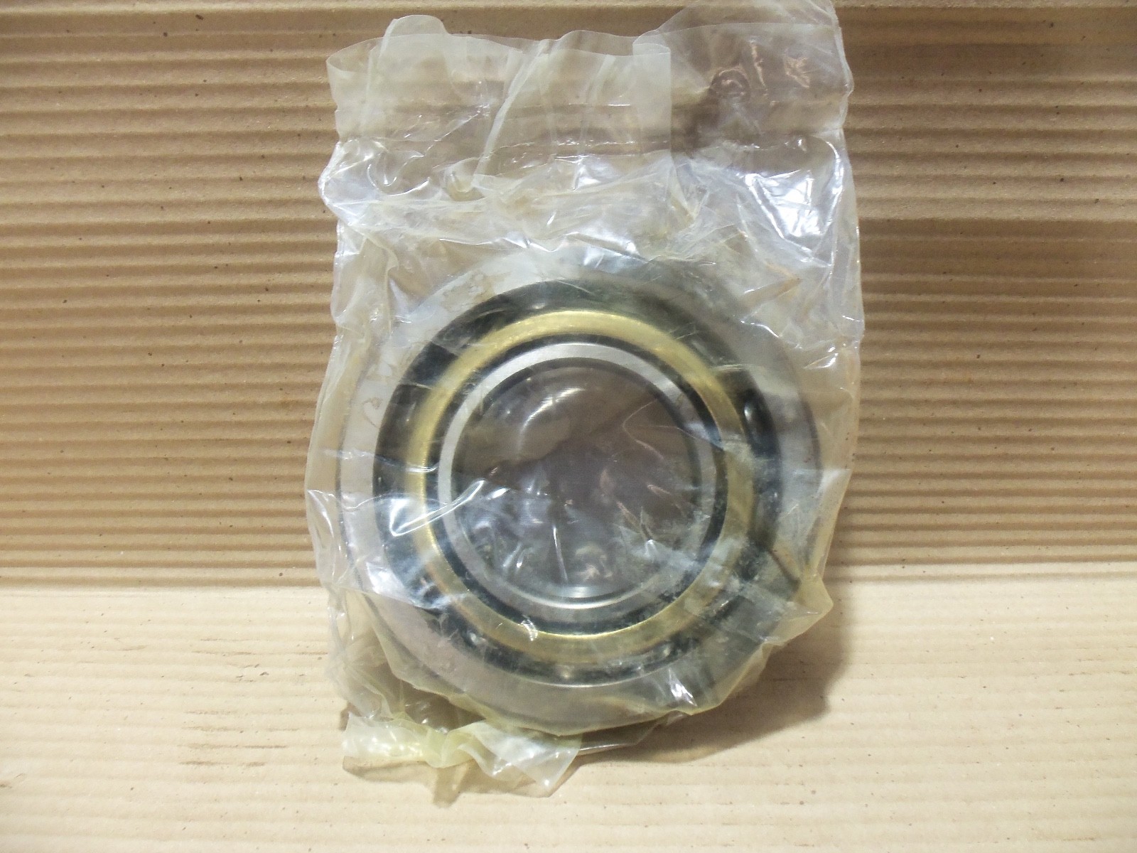 New SKF 7318BECBY Angular Contact Ball Bearing