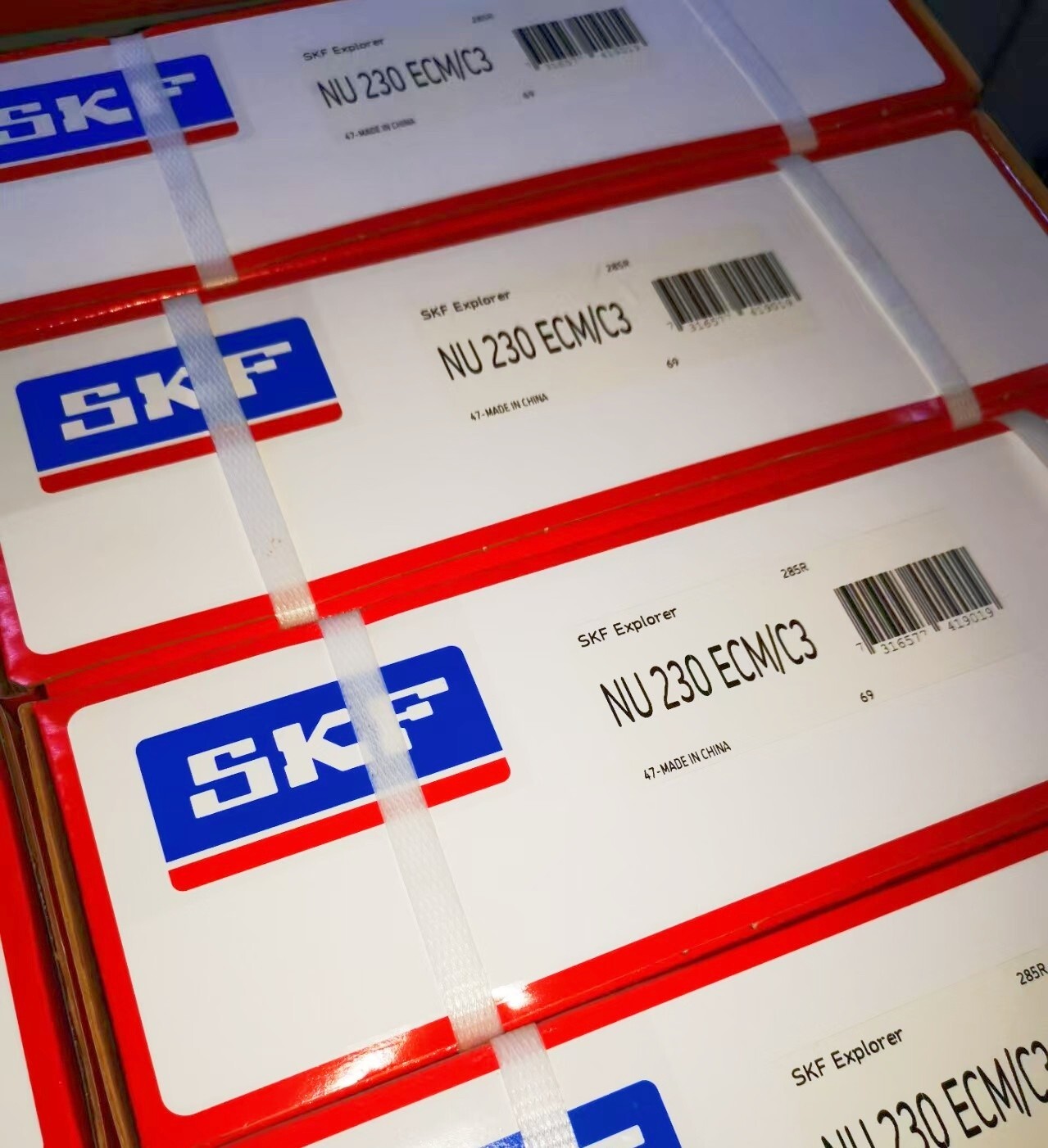 NEW SKF NU 230 ECM/C3 single row cylindrical roller bearing 1PCS #AT