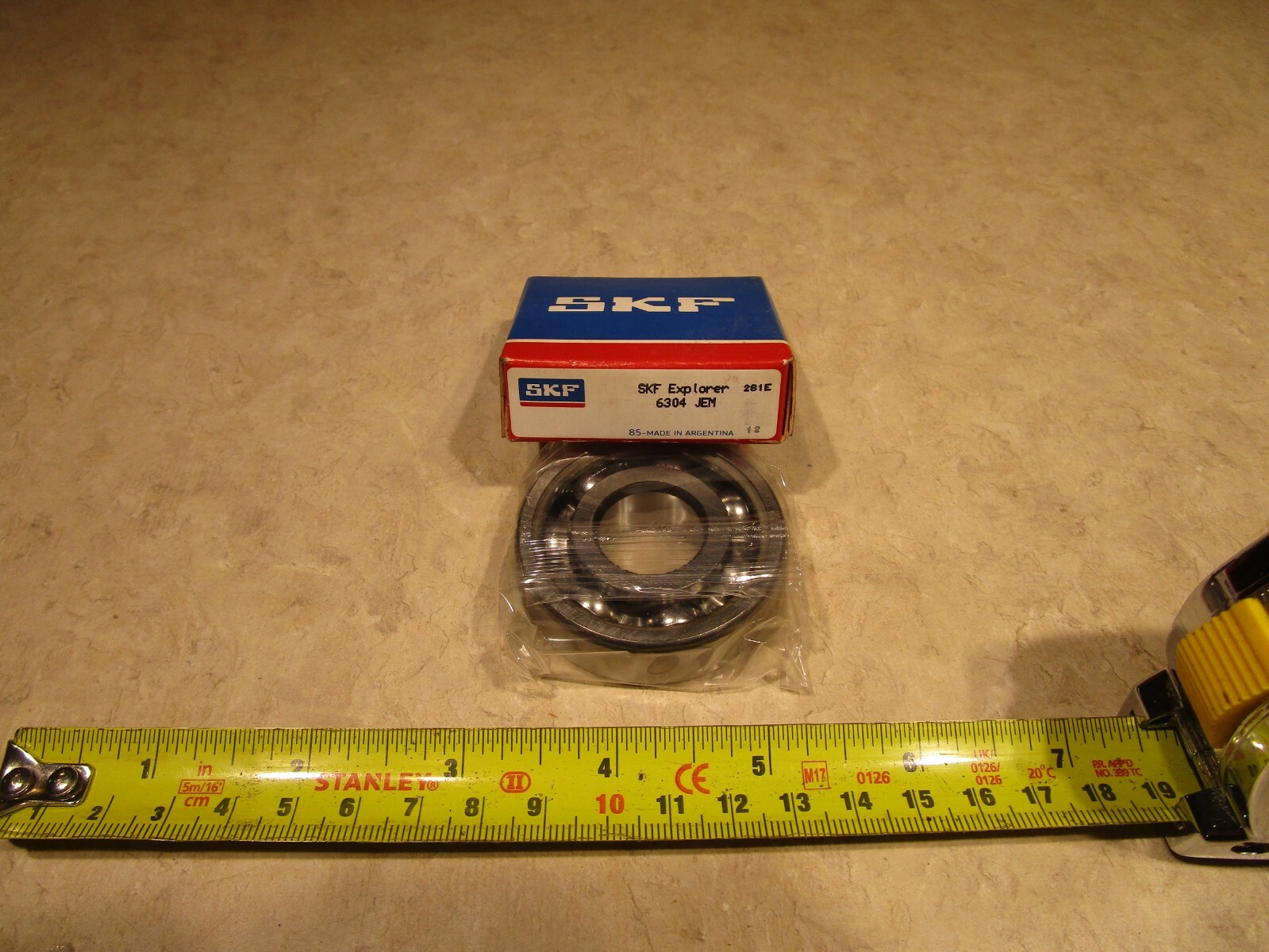 SKF 6304-JEM BALL BEARING, K0132